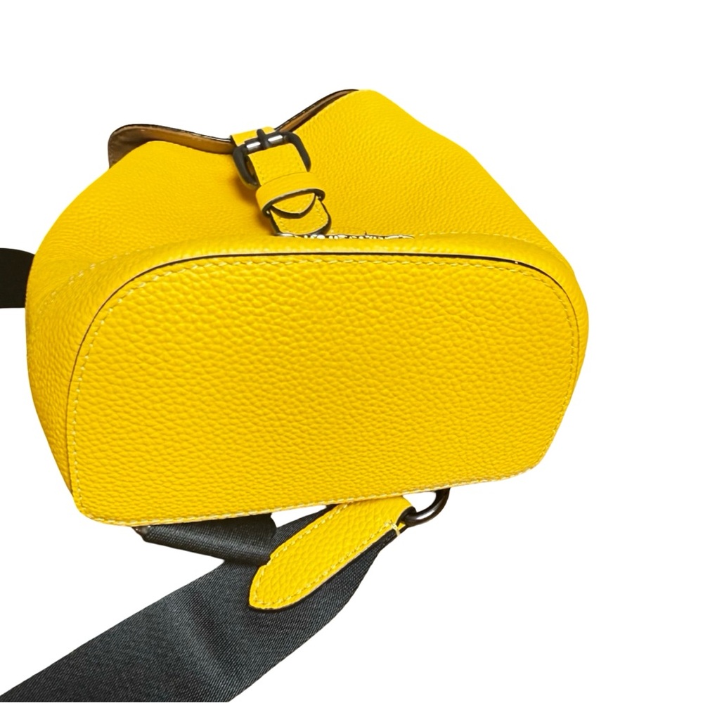 Coach Hudson Small Pack CB929 Buttercup Yellow Pebbled Leather – Like New - Picture 9 of 13
